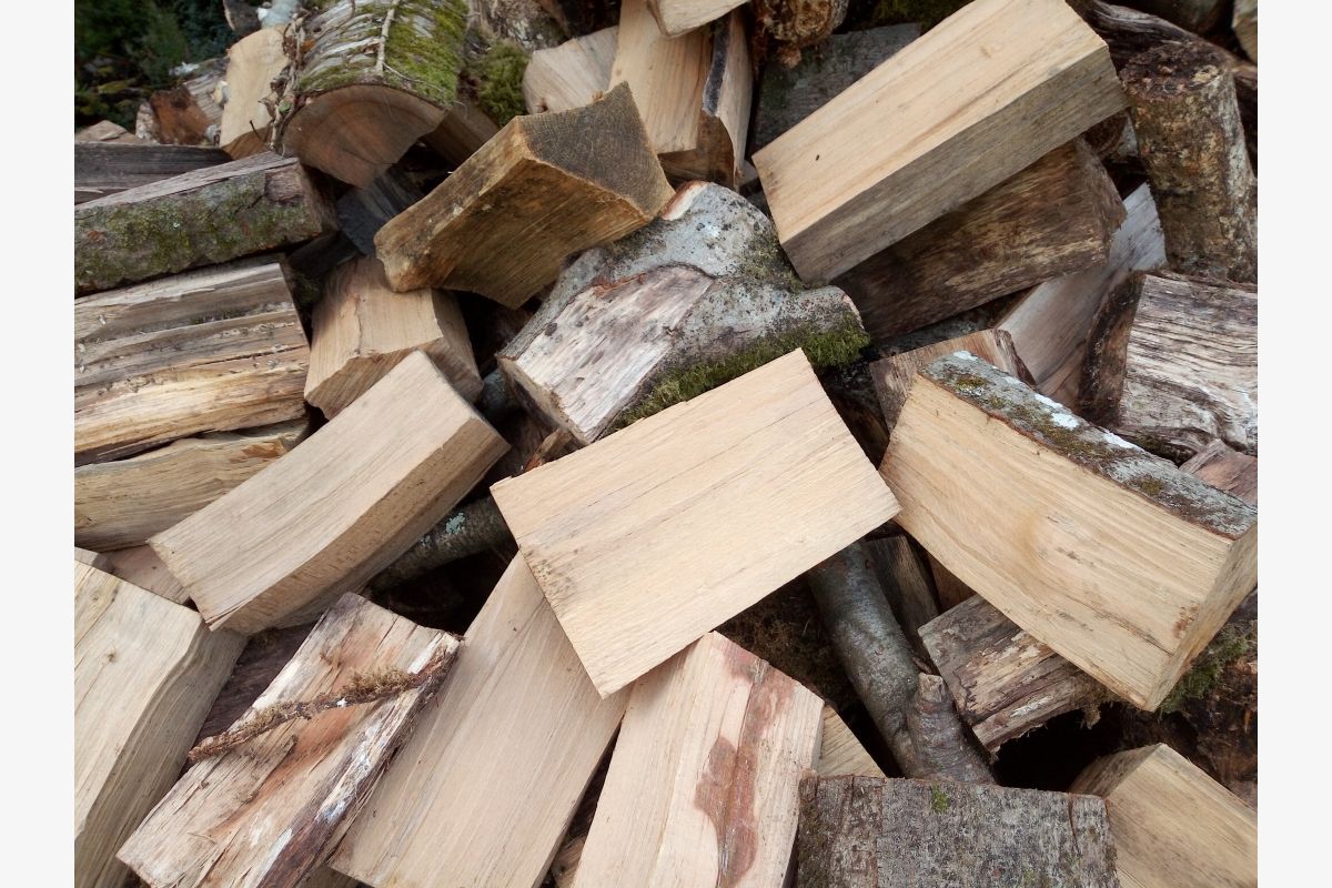 Bois chauffage 30 à 35cm - 148712_681af895e39ef3-38287215.jpg