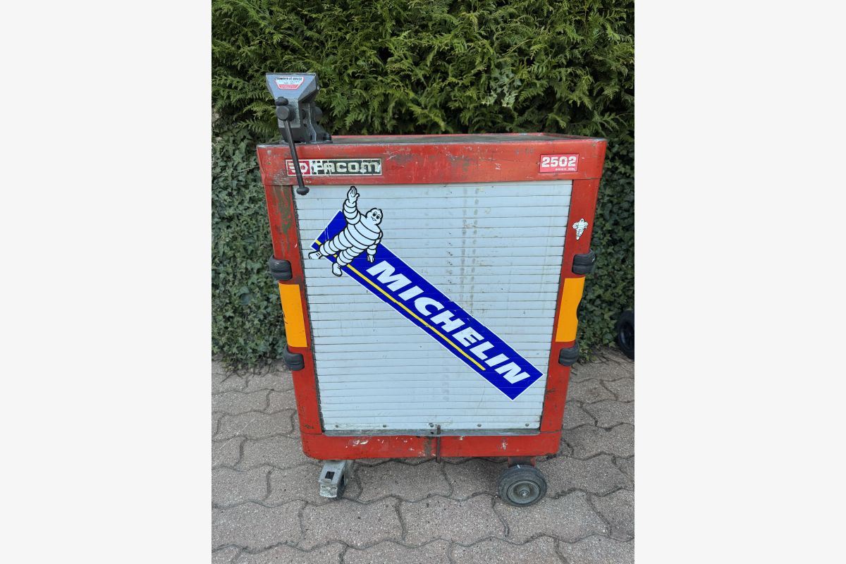 Servante à outils facom 2502 - 148793_681b78b56fdc96-39307534.jpg