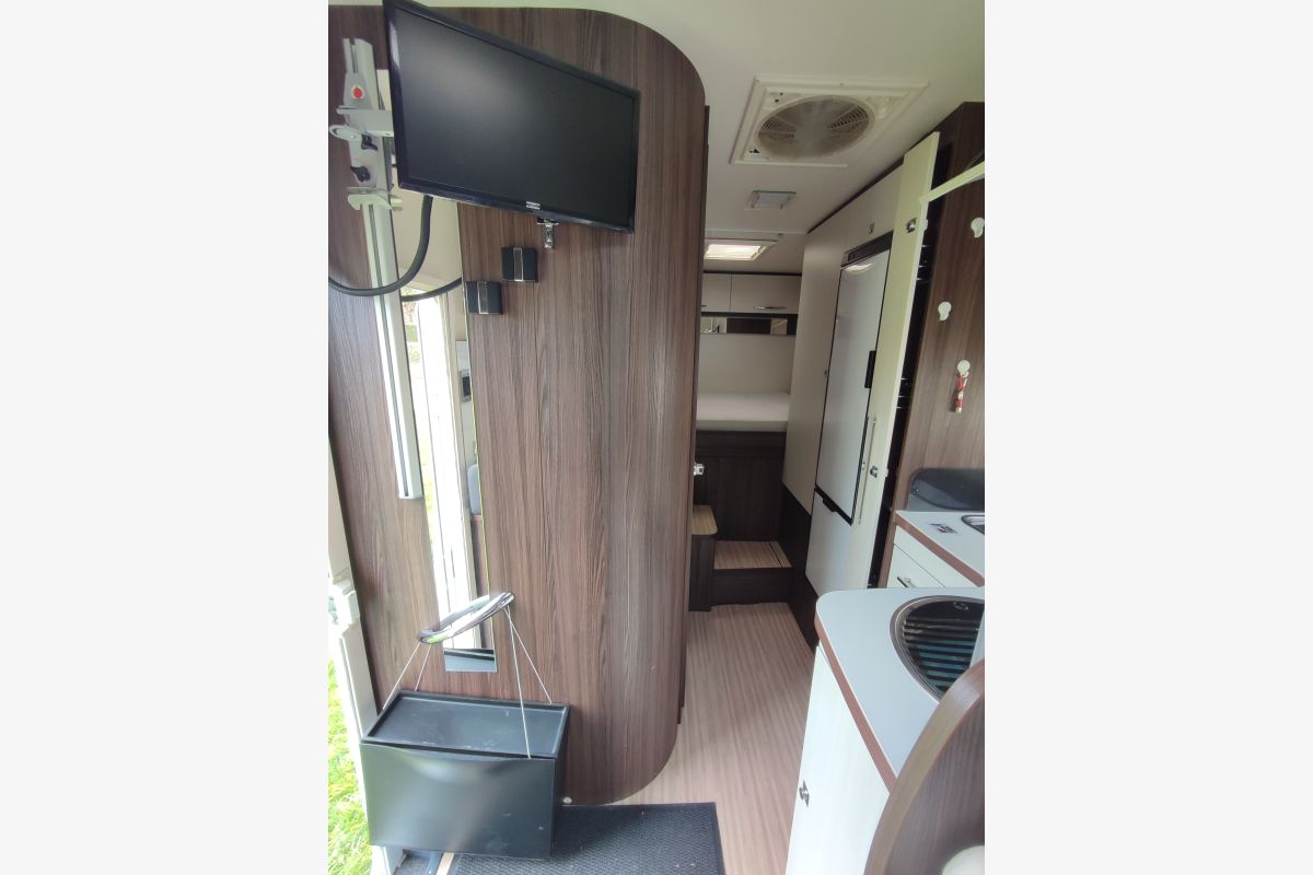 Camping Car BENIMAR SPORT 342 Capucine - 148823_681ca3104993b7-22990876.jpg