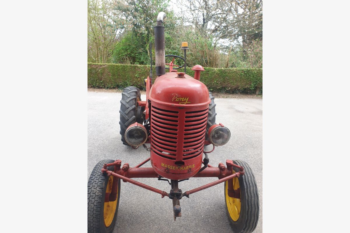 Tracteur Pony 812 essence - 149262_6822efebcb7bb7-47313075.jpg