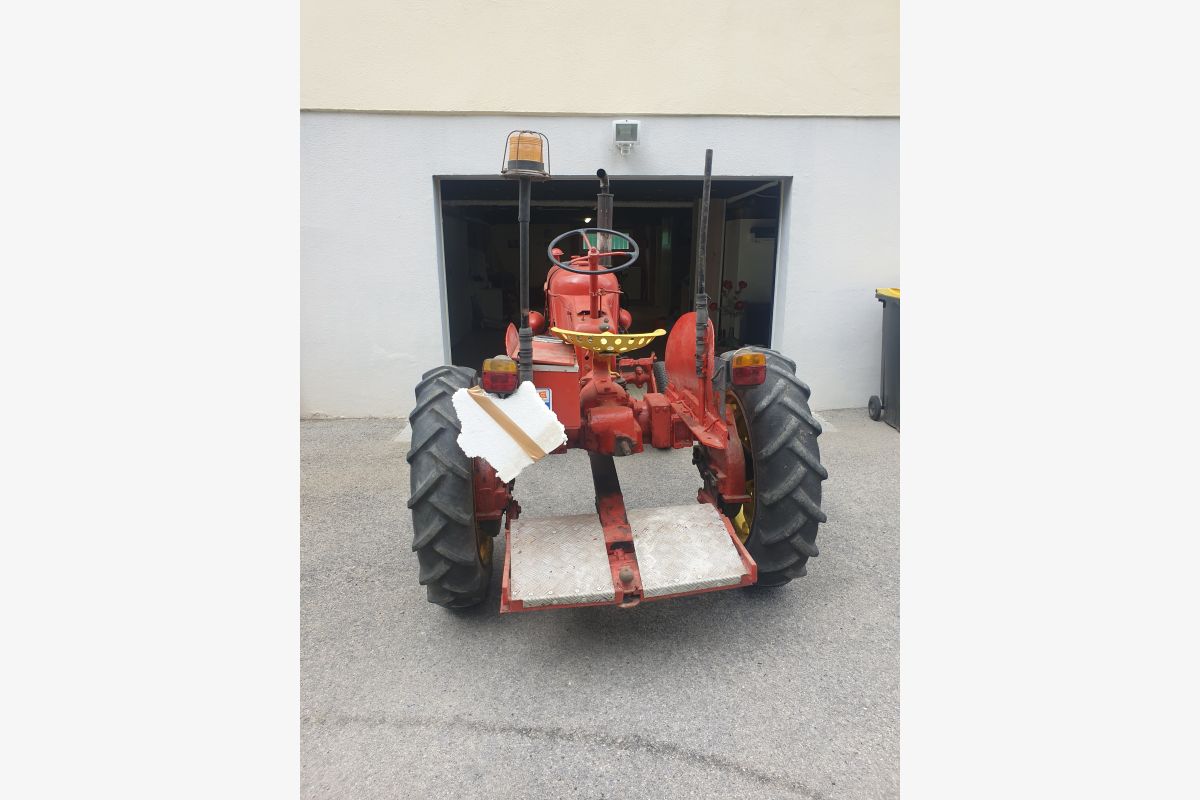 Tracteur Pony 812 essence - 149262_6822eff2c6d754-36531827.jpg