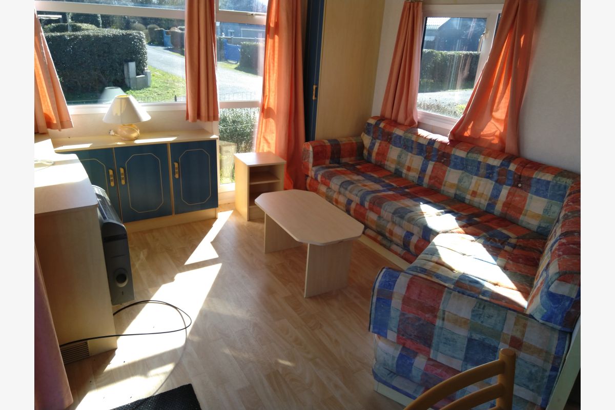 mobil home sur terrain privé viabilisé - 149870_6828b629adc6d5-47716985.jpg