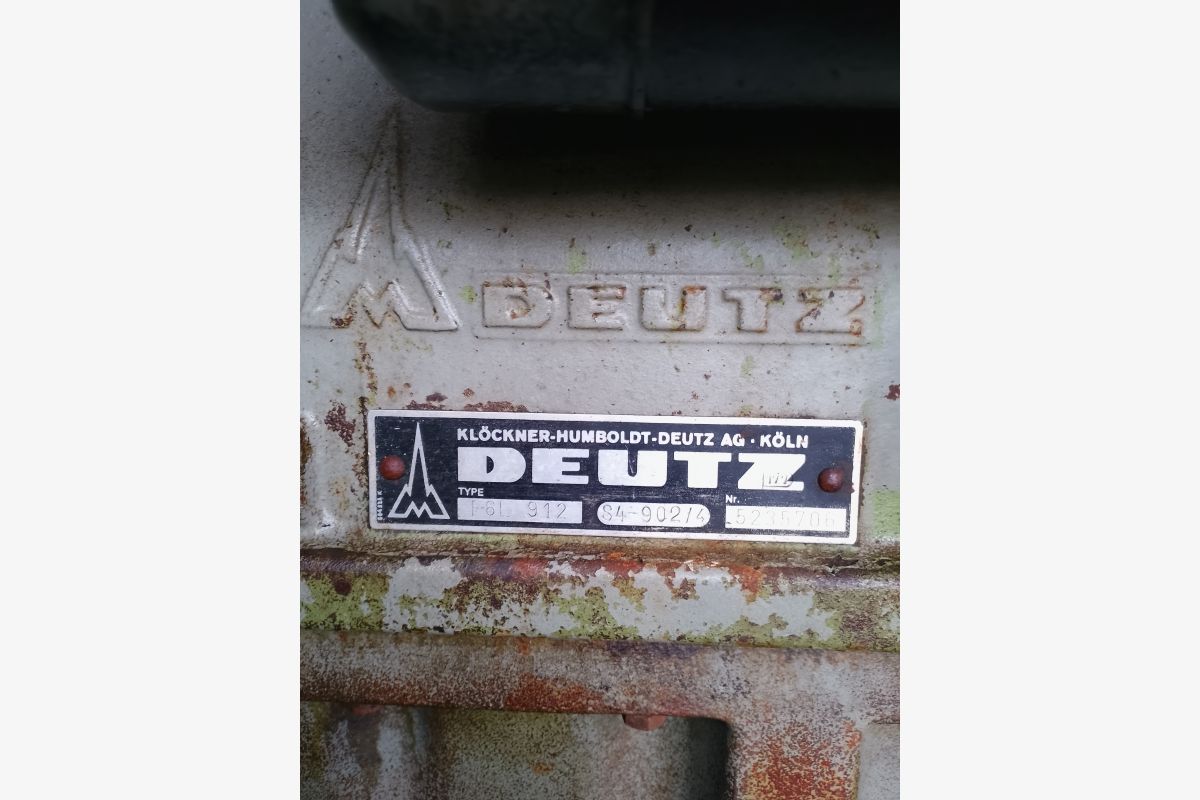 Deutz 8006 - 150592_682cb4ab068c23-43534096.jpg
