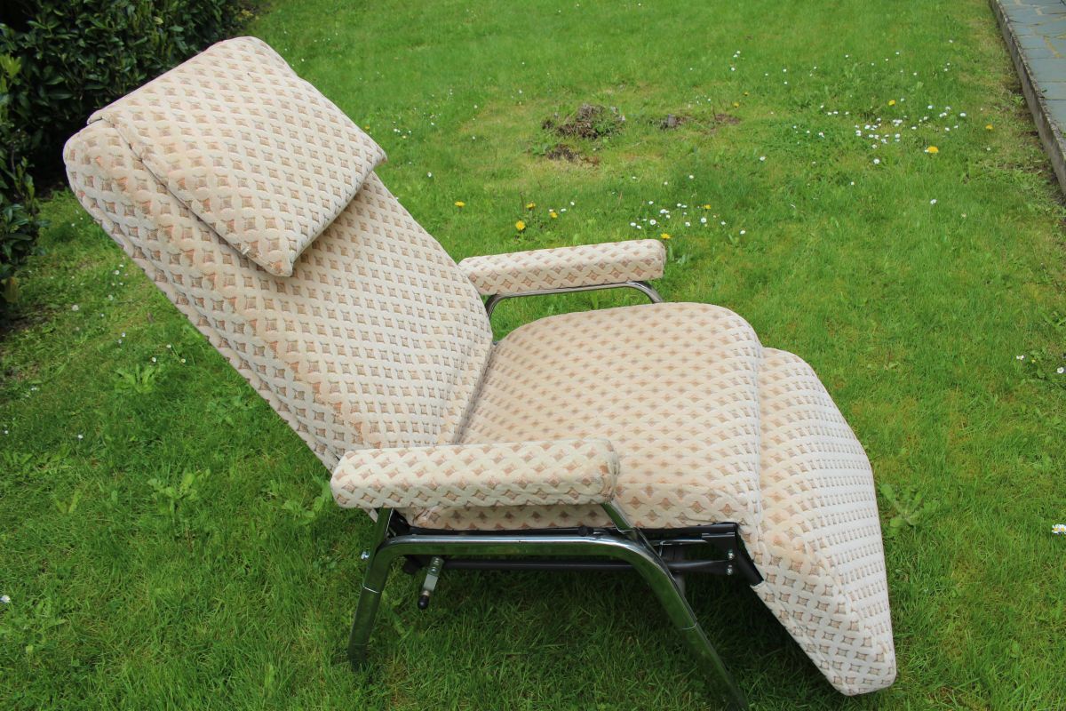 Fauteuil relax "Pierson - 150929_6830a44b9b9300-43677918.jpg