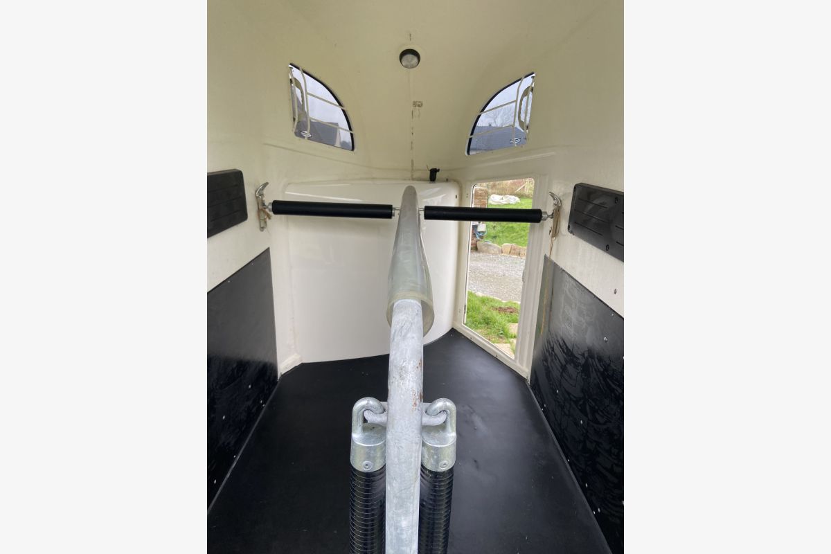A vendre van Bockmann comfort pack LUXE 2 places - 150965_68358dbdb67ca1.90793267.jpg