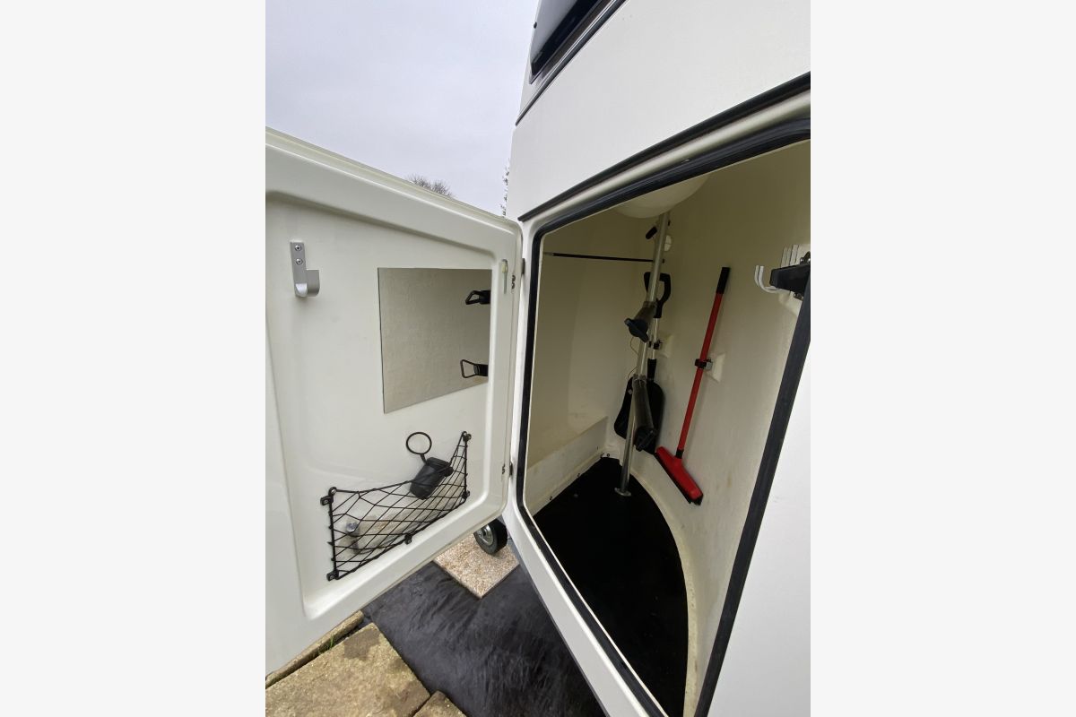 A vendre van Bockmann comfort pack LUXE 2 places - 150965_68358dc1eeeb77.68233507.jpg