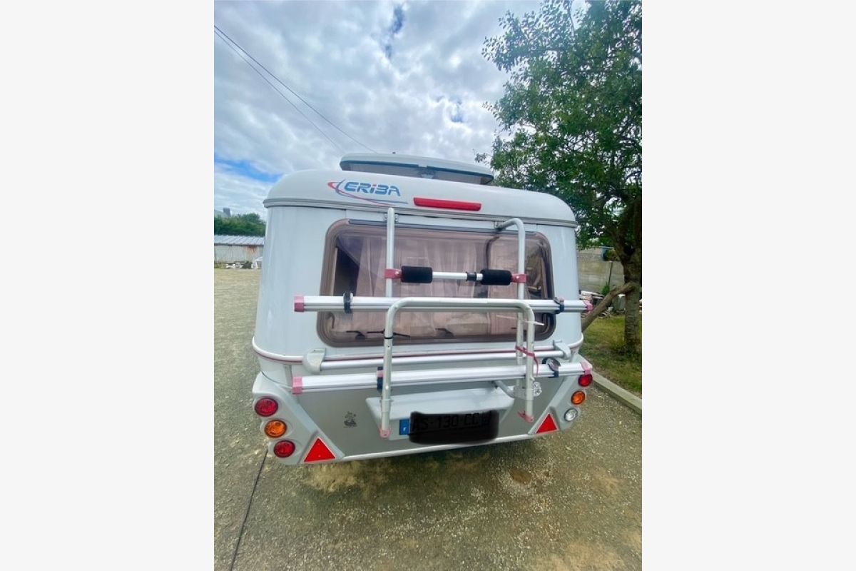 Caravane ERIBA Troll 552 Touring GT - 151240_6835e0c91a61a2.07510838.jpg