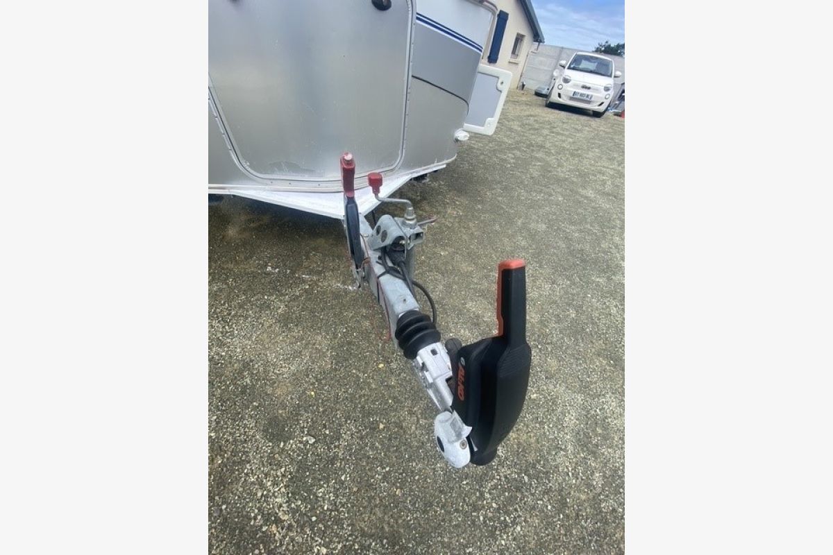 Caravane ERIBA Troll 552 Touring GT - 151240_6835e0d1c887f8.83943649.jpg
