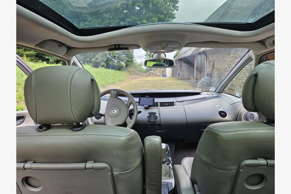 Renault Grand Espace - 153686_685092443f0e70-45630806.jpg