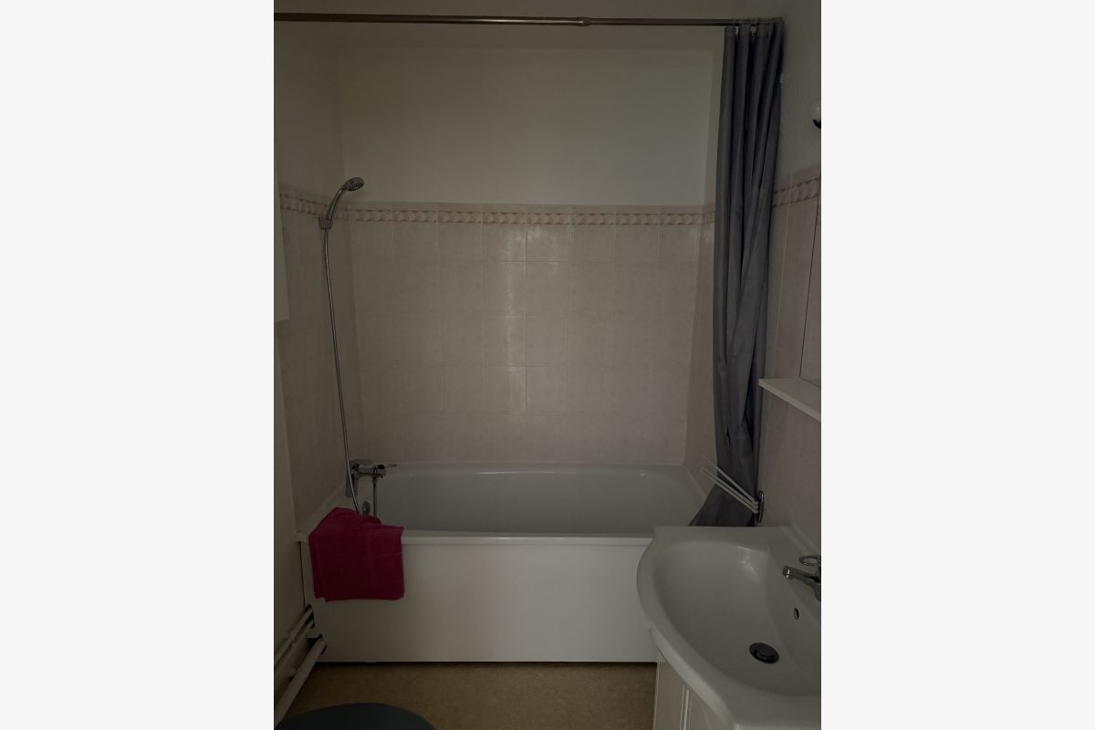 À louer, appartement t2 meublé hyper centre de reims  - 154039_685286b2e369b0-59689621.jpg