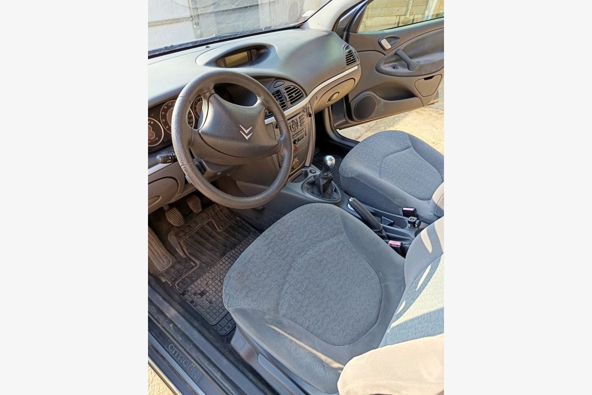  Citroën C5 (2004) - 154059_68530bd9d858e0-91110493.jpg