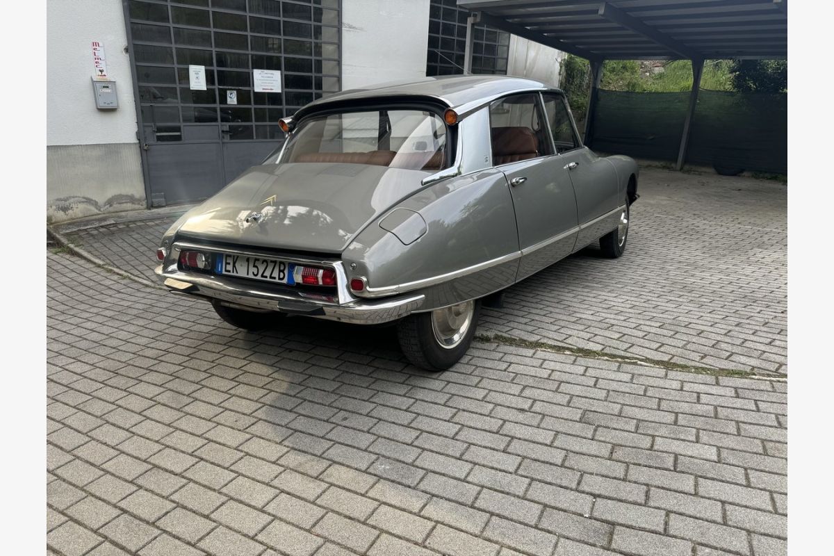 Citroën DS 19 Pallas de première série - 154234_6855e4e65de449-62007564.jpg