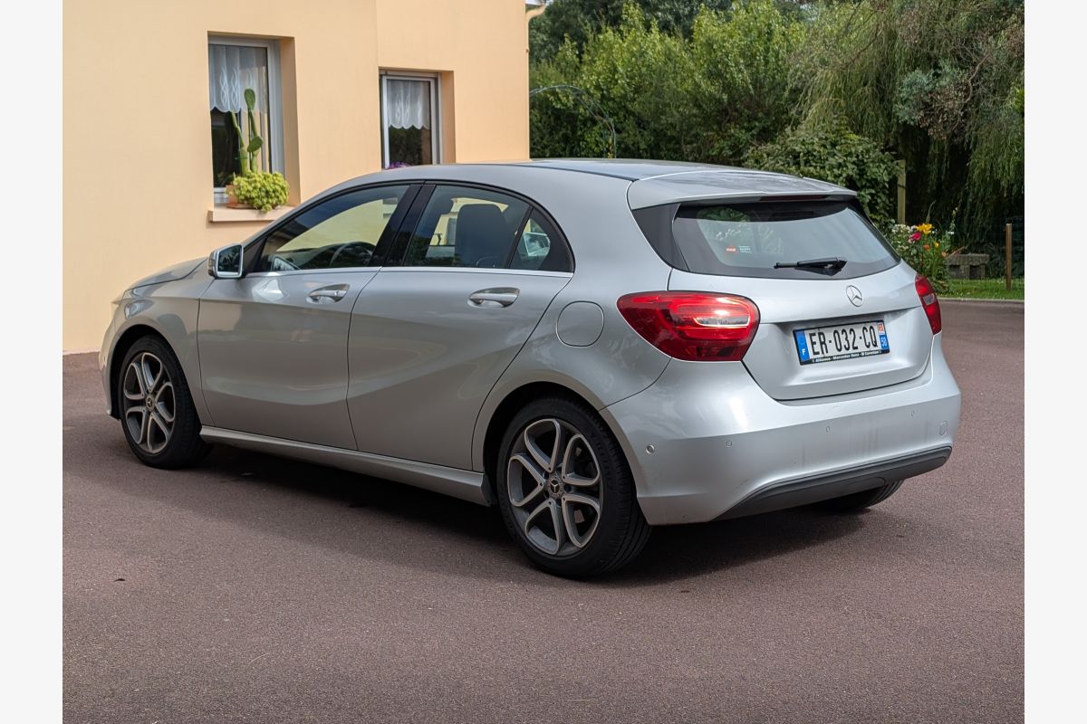 Mercedes-Benz Classe A 180 D - 156926_68700f992727d6-91280618.jpg