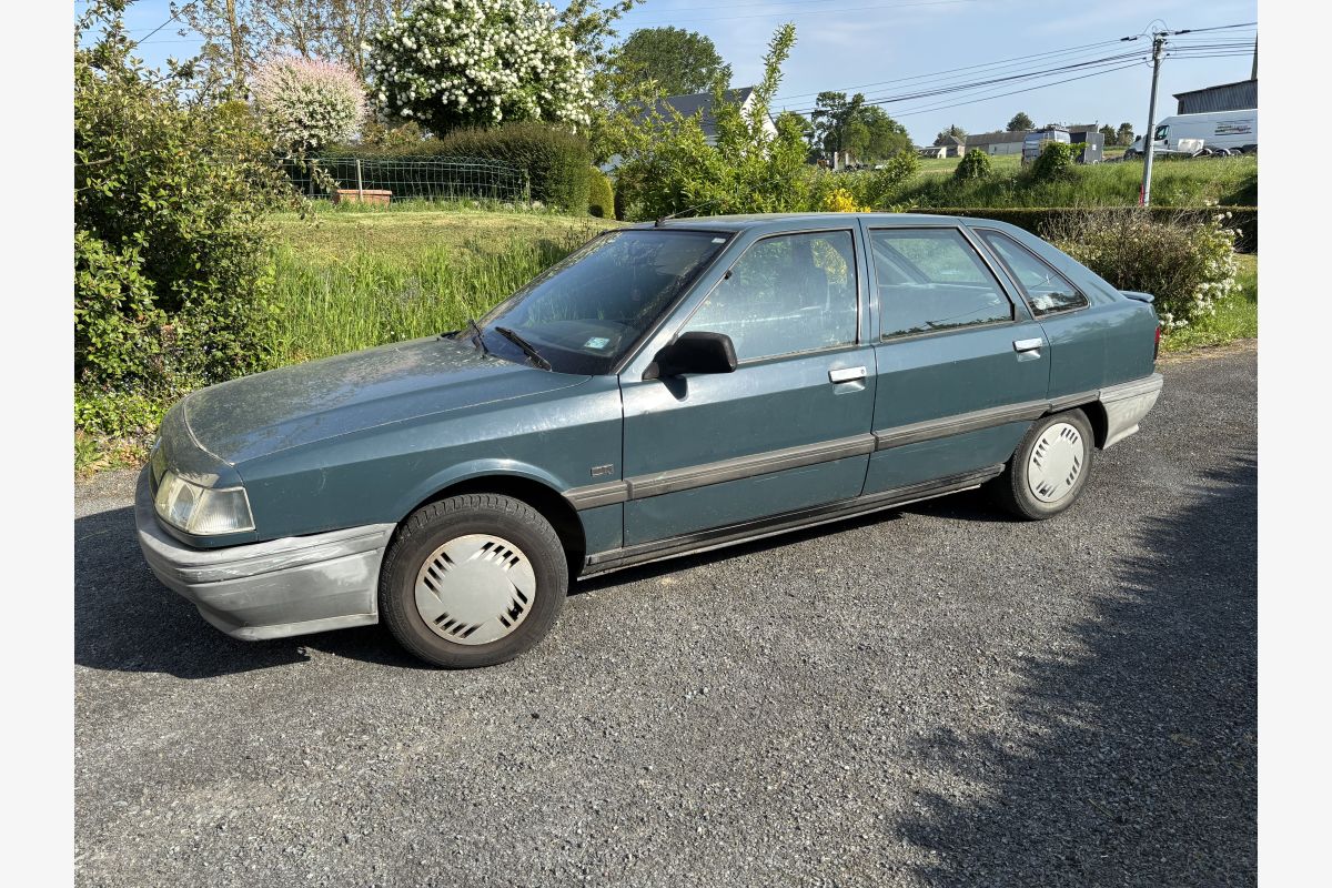Renault 21 TS 2500€ - 157010_6872a1907213e8-73255277.jpg