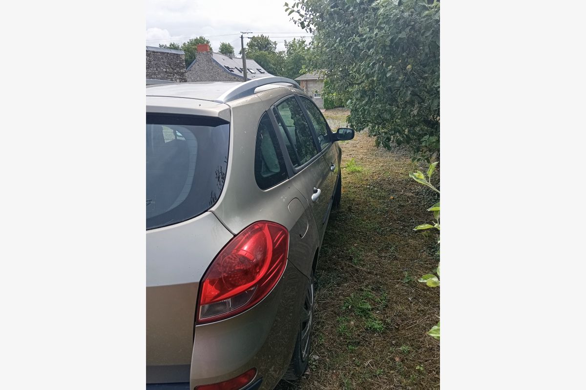 Clio III estate 1.5 DCI - 157027_6874d515789ff0-52512535.jpg