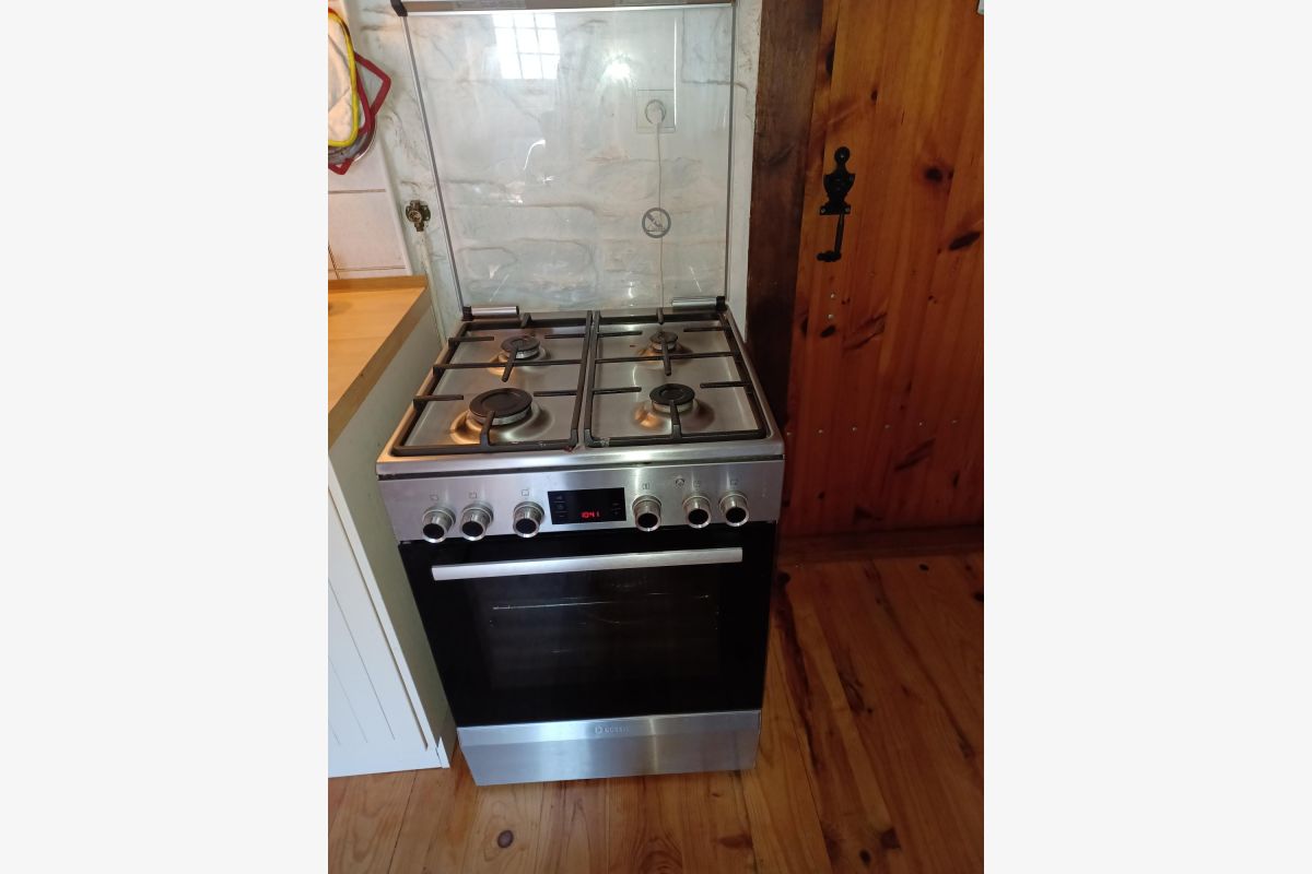 meubles en vente - 157626_68774e6b03fda6-75915587.jpg