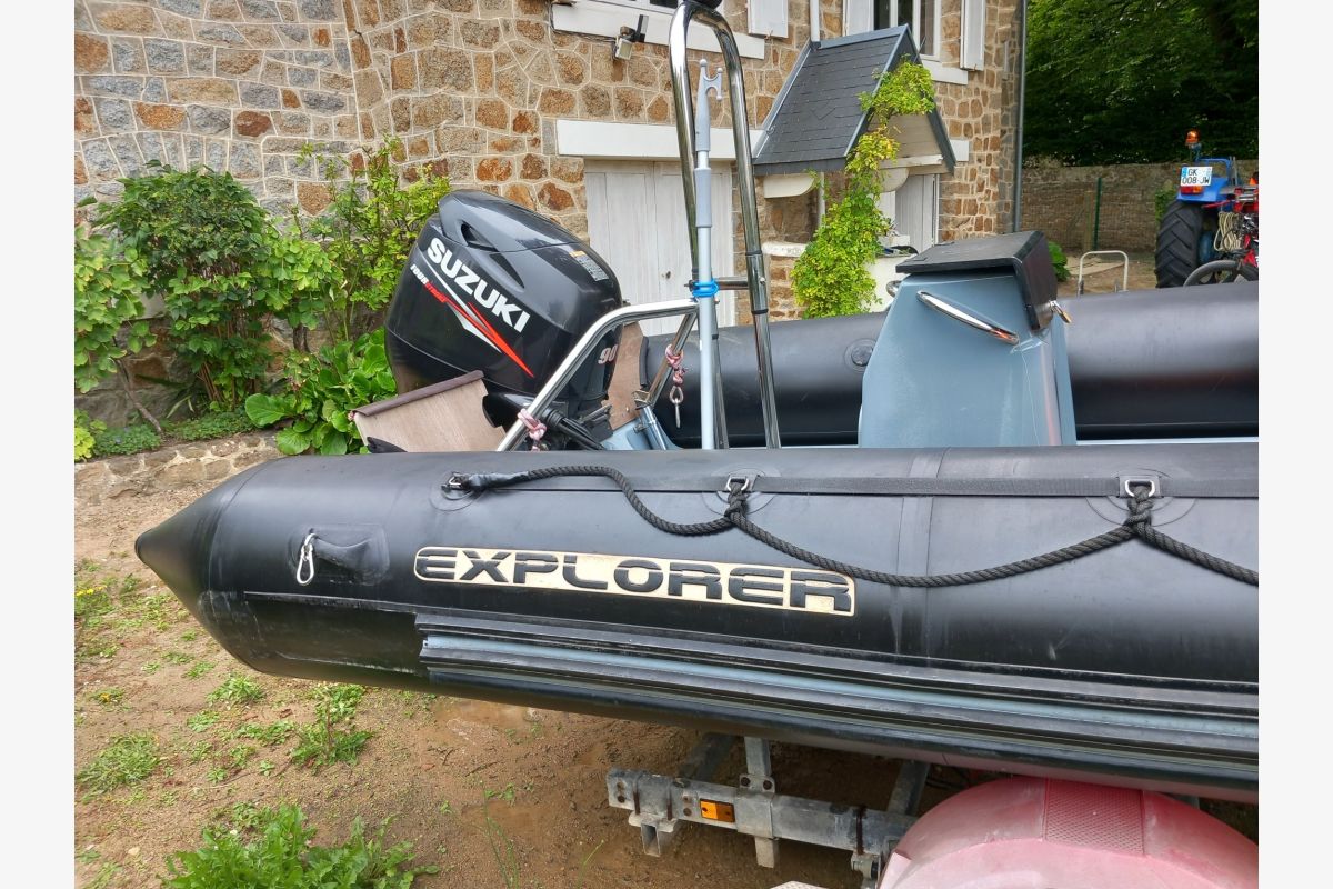 BOMBARD 550 Explorer + remorque - 159383_688b2a9b961f14-11498787.jpg