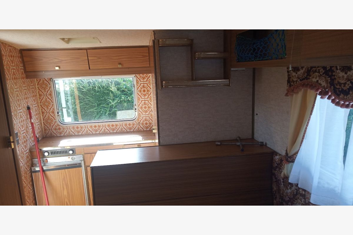 Vends caravane vintage - 159386_688b31525688d6-09510263.jpg
