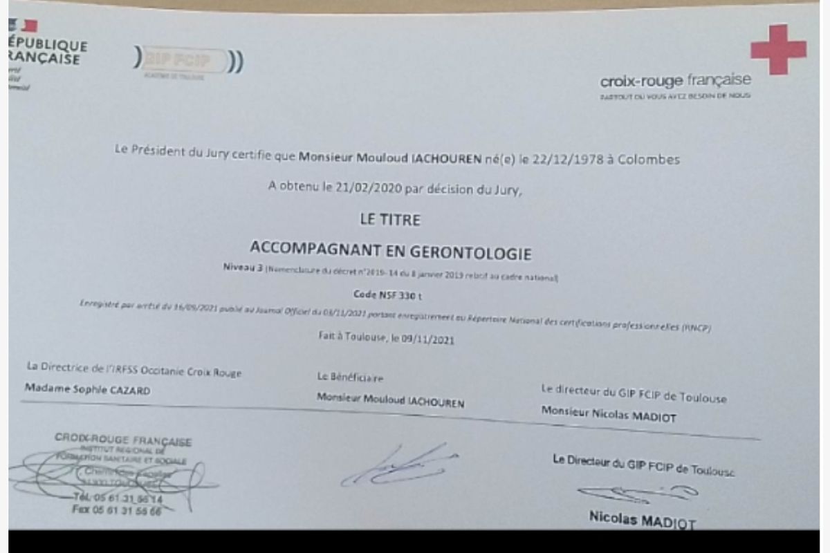 Auxiliaire de vie - 159479_688c8f33b37869-36432627.jpg