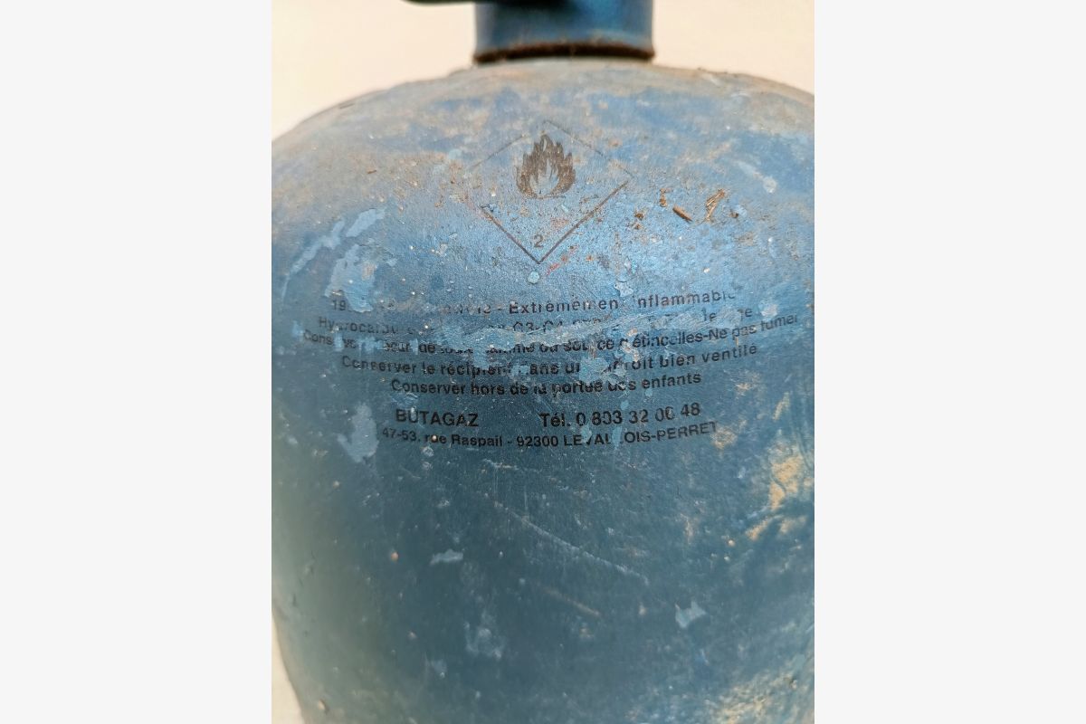 Bouteille de gaz 13 kg - 159984_689634cf394b78-31857265.jpg