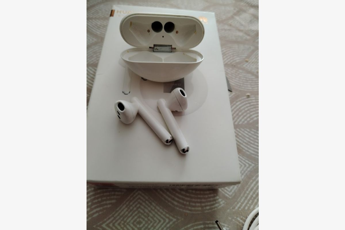 Ecouteurs sans fils Huawei - 160076_6899baa7b5d902-06230711.jpg