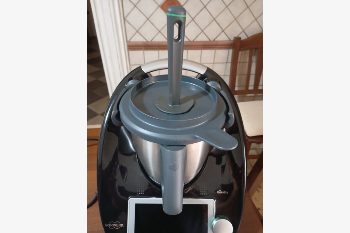 Thermomix TM6 noir  - 160442_4aa339e11266deefe5e37db60a7e365b.jpg