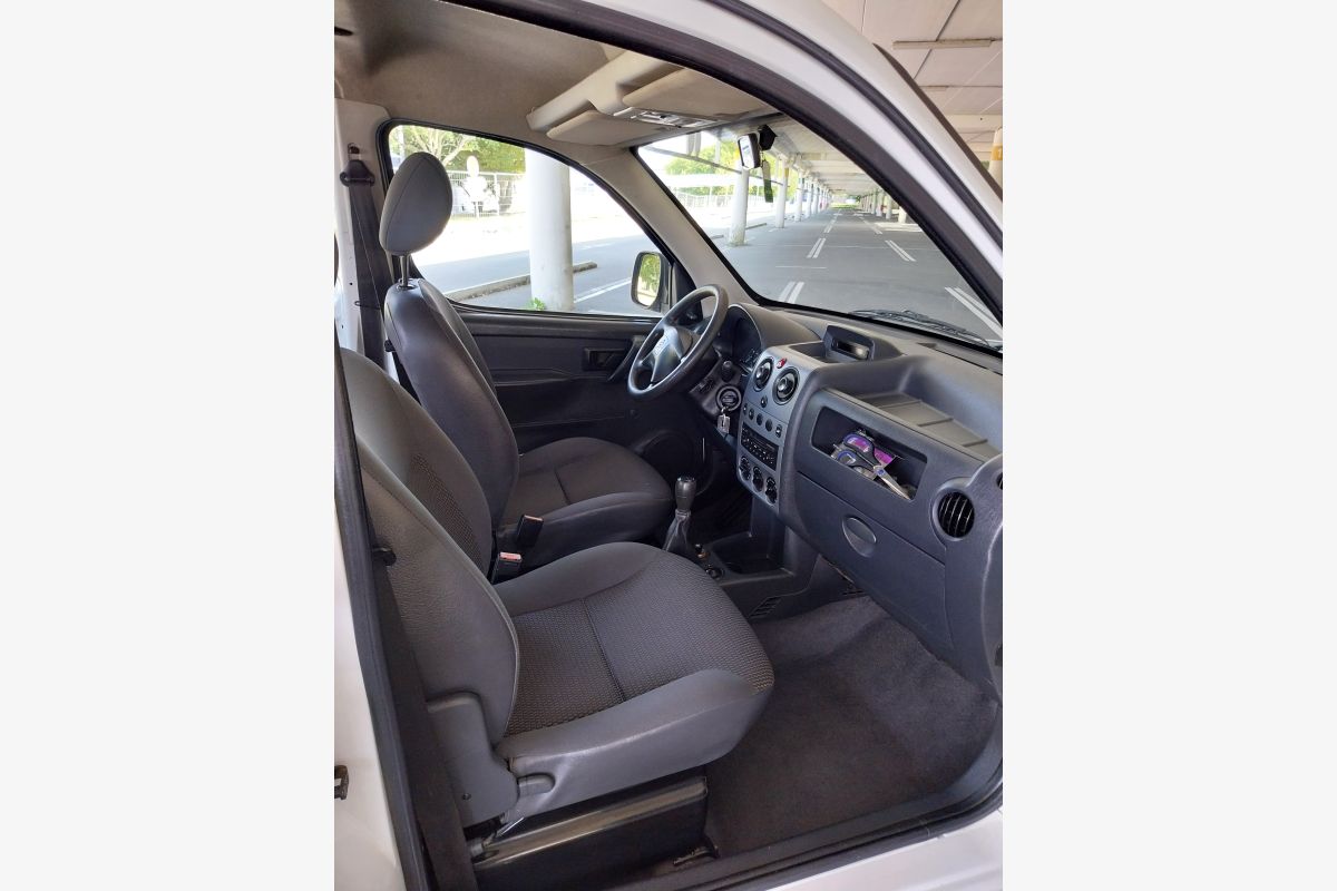Vente de voiture Berlingo - 160811_4dc6c8bed2b248556312ab4c37ef8afd.jpg