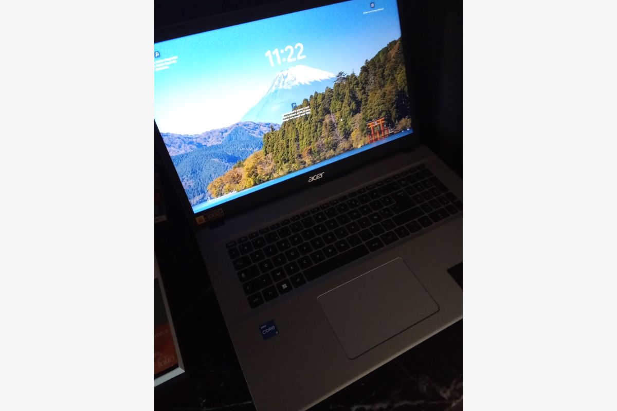 ordi portable ACER Neuf - 160933_06352129b9960948cb0ff5ceb33ee077.jpg