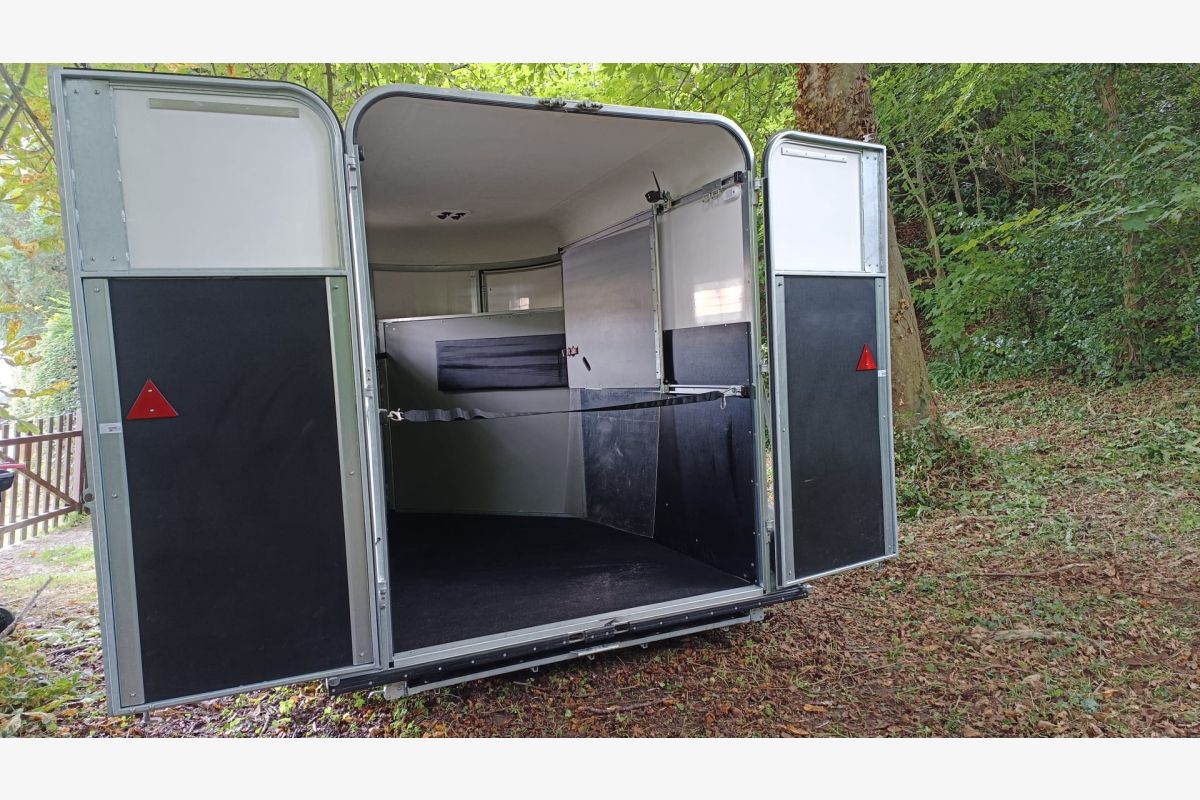 Vente Van Fautras  - 162499_b4bf2a3fb2adeb2352a5c0e707751555.jpg