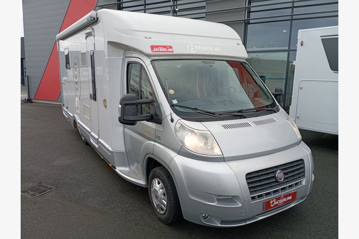 Photo 1 Profile Bavaria T7302
