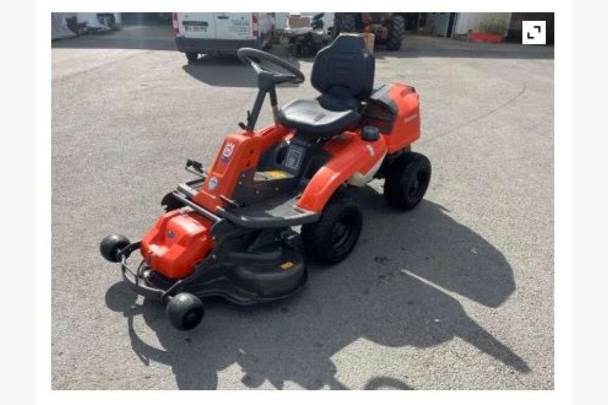 Photo 1 Autoportée Husqvarna R214TC
