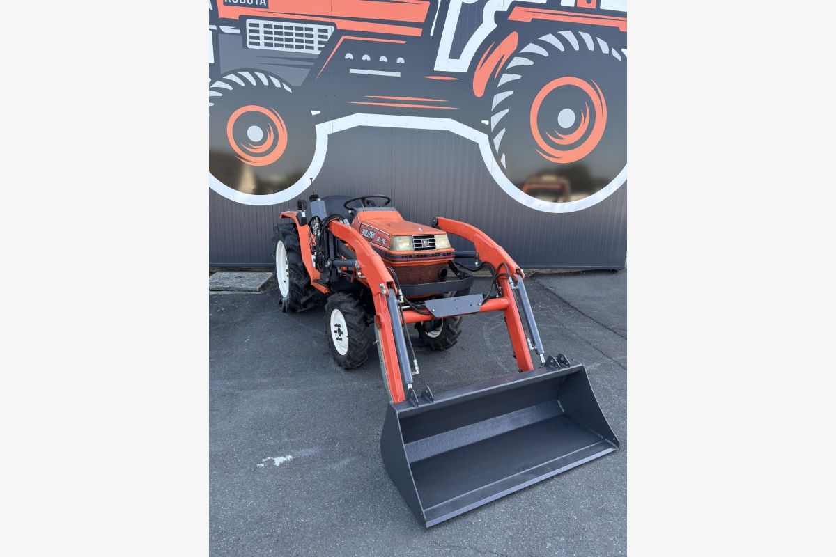 Photo 1 Micro-tracteur Kubota B1-16