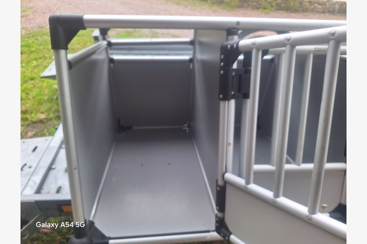 Boxe de transport en aluminium pour 1 ou 2 chiens  - 163716_f9c5c66cdbb837750c364c6b8cf6e35b.jpg