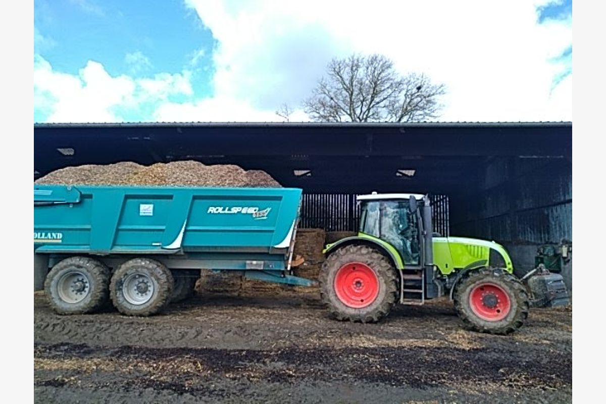 Tracteur Claas Ares 697 atz - 164185_600f5e4ec6f7e5e748537c6088dbfa23.jpg