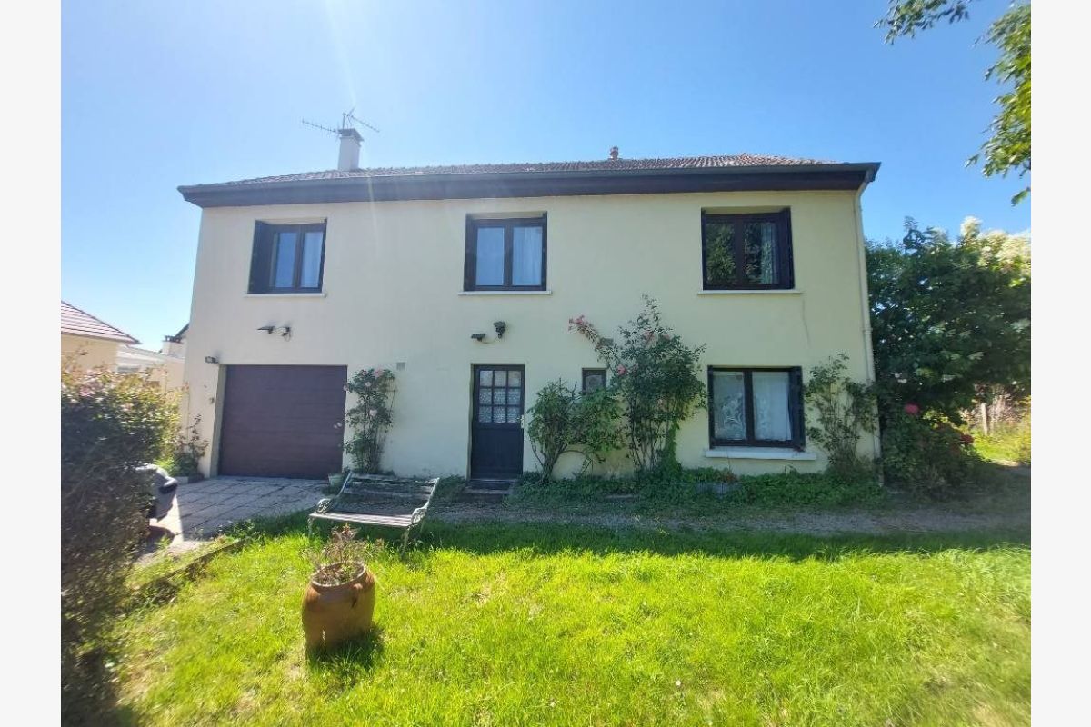 Photo 1 MARCEY LES GREVES Maison sur sous sol