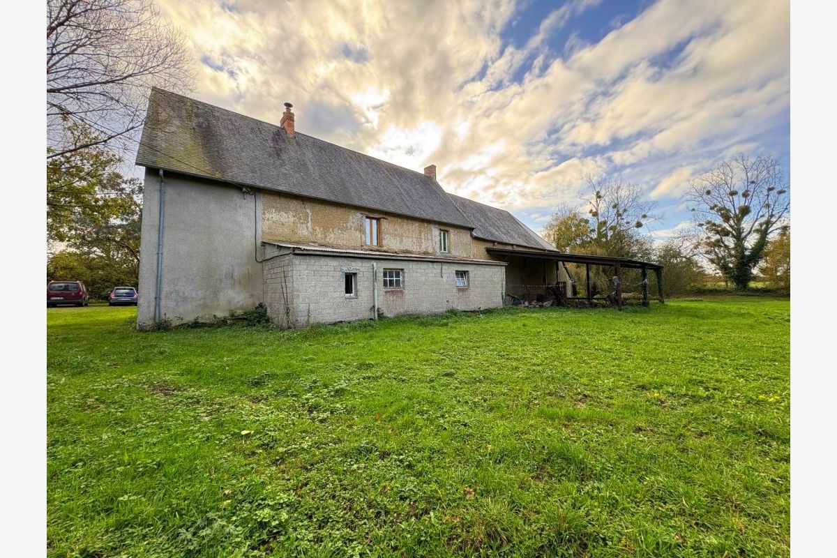 CERENCES petite ferme avec 5 hectares à vendre - 164466_11.jpg