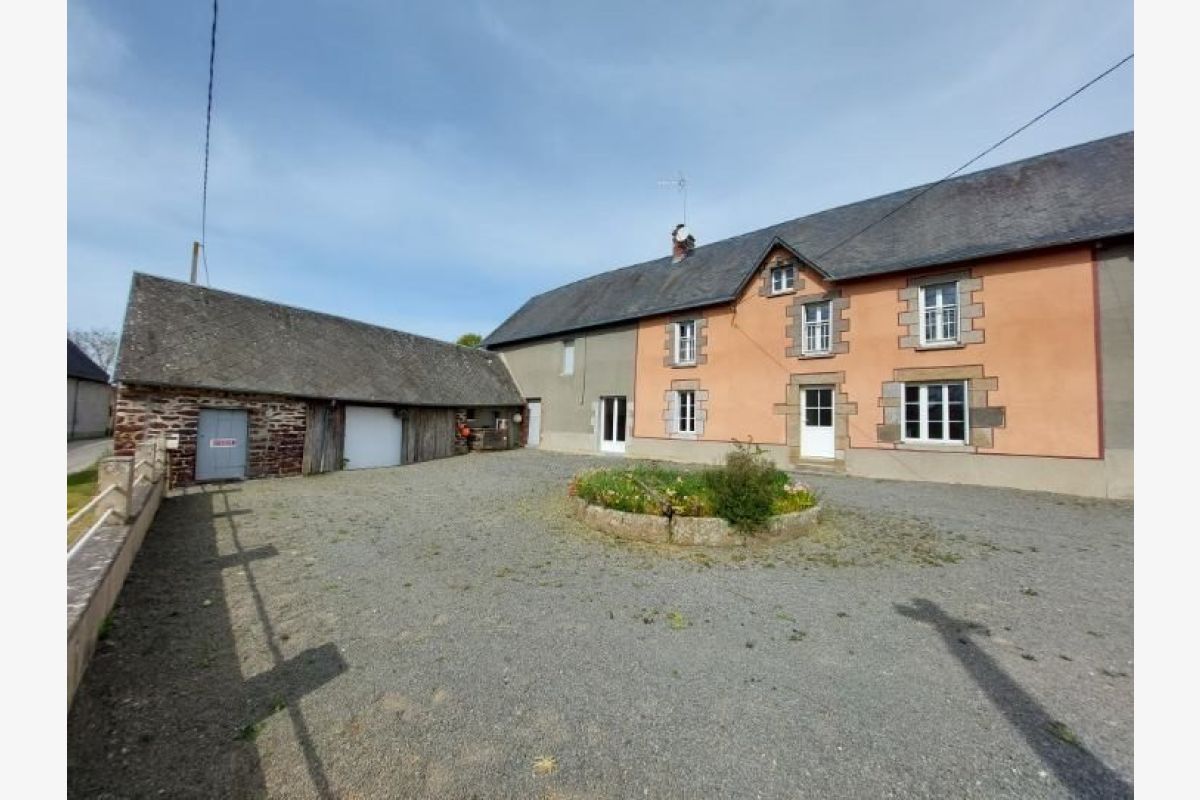 Photo 1 Maison avec dépendance