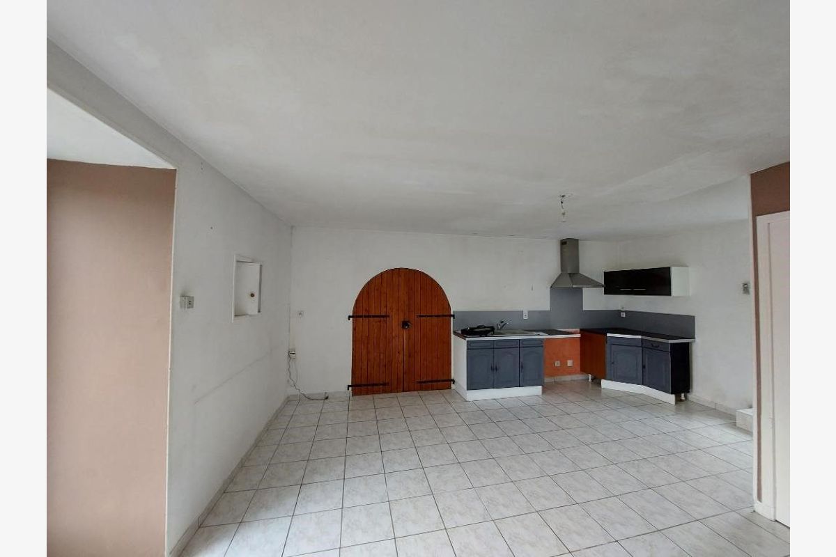 Maison avec dépendance - 164468_3.jpg