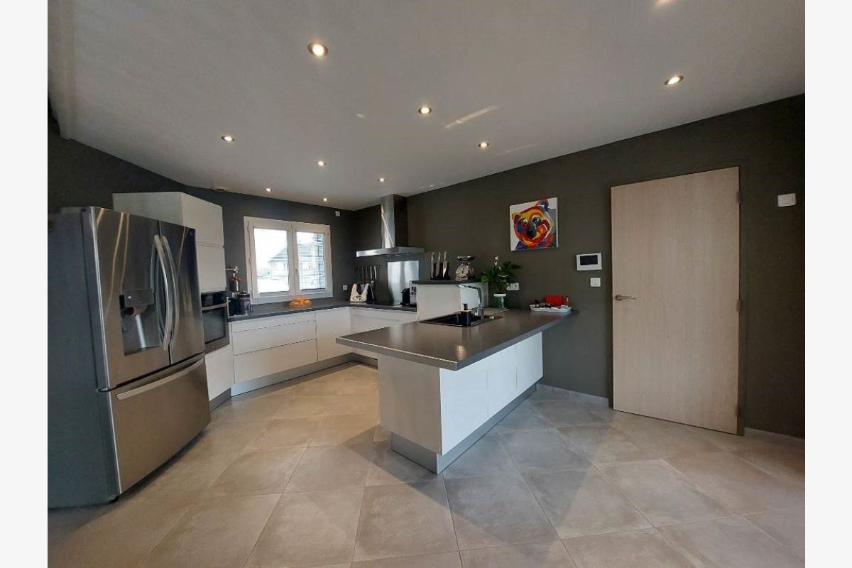 Proche de BREHAL Maison contemporaine avec 9 144 m² de terrain - 164479_1.jpg