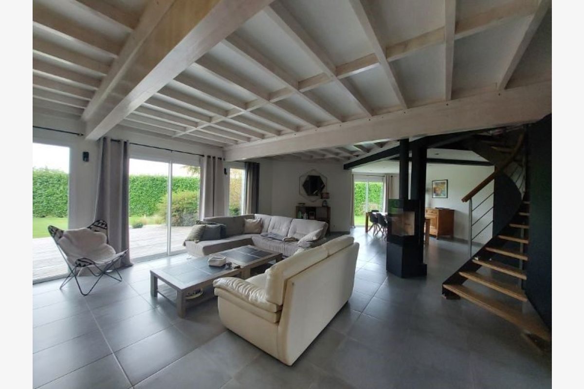 Proche de BREHAL Maison contemporaine avec 9 144 m² de terrain - 164479_2.jpg