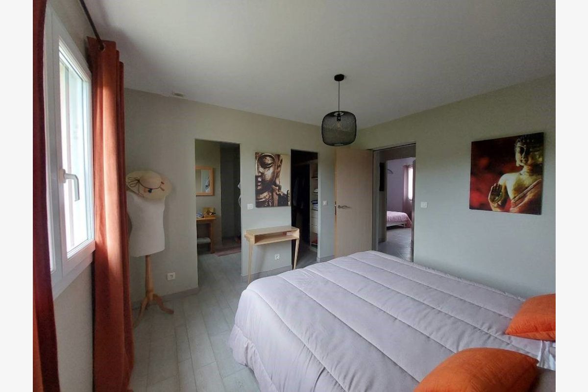 Proche de BREHAL Maison contemporaine avec 9 144 m² de terrain - 164479_5.jpg