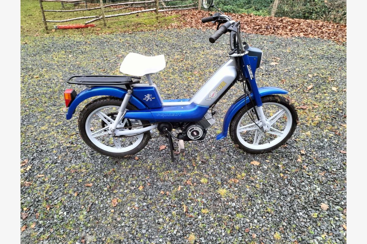 Photo 1 Peugeot 103 Vogue
