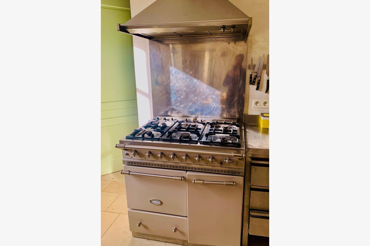 Photo 1 Cuisinière