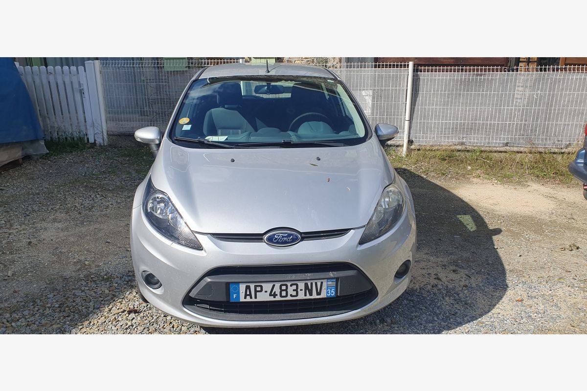 Photo 1 Ford Fiesta