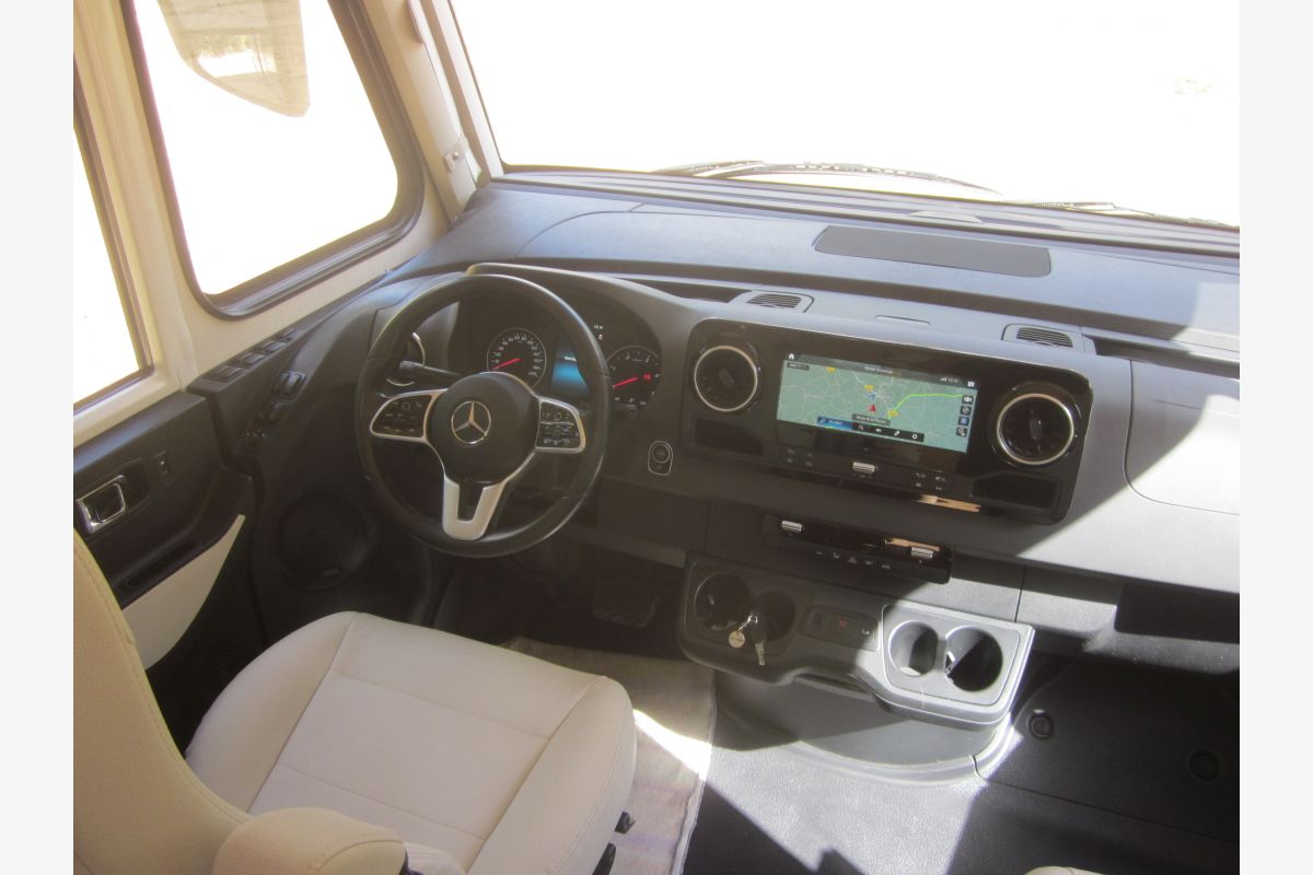 Camping-car Hymer B-MC I 690 Mercedes 170 cv, boîte auto - 165684_e4aefca93f7c335ee8b515a8a2fa326d.jpg