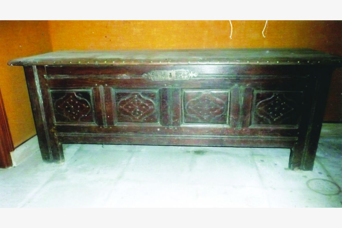 Photo 1 TRES BEAU COFFRE ANCIEN EN BOIS