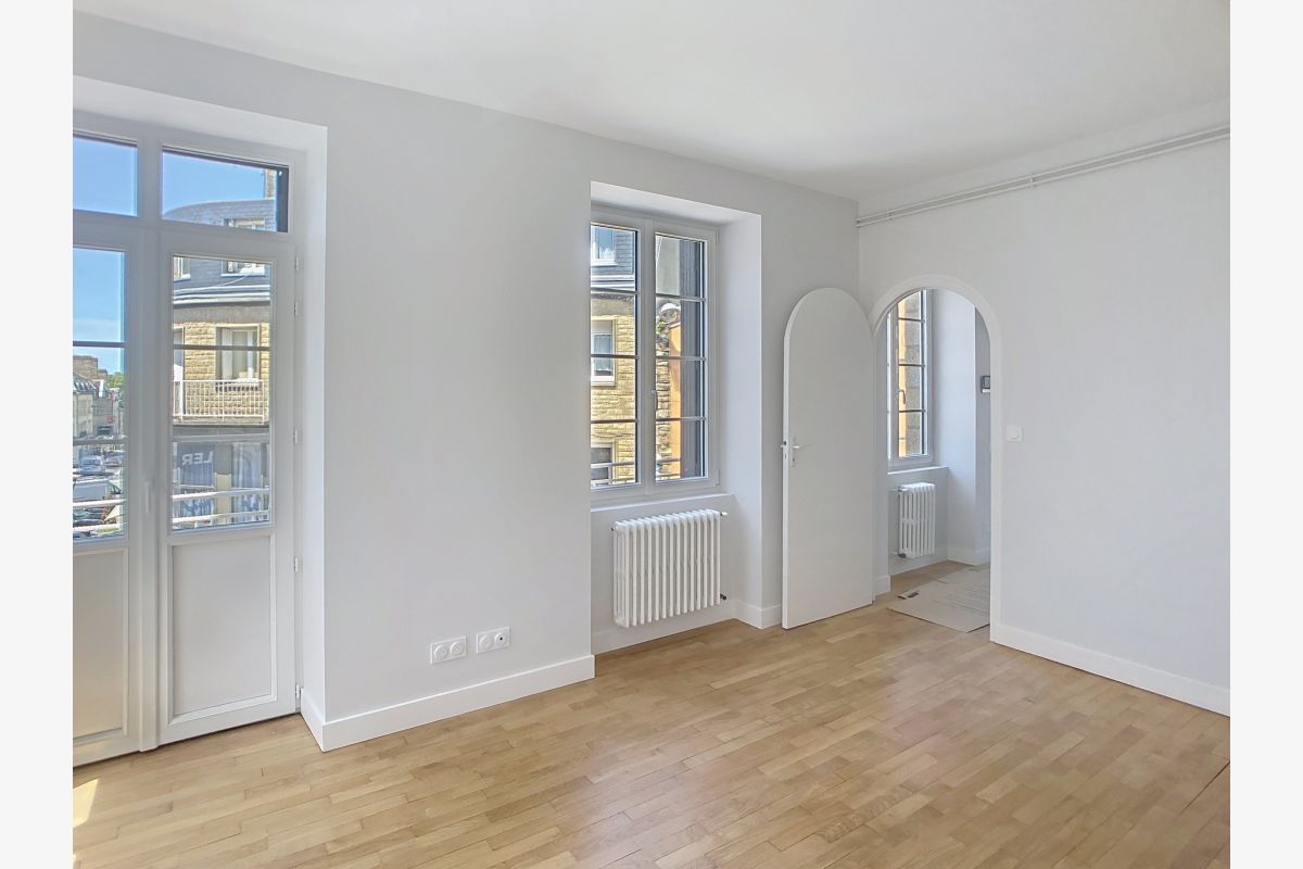 Photo 1 Avranches, à louer appartement en plein centre ville