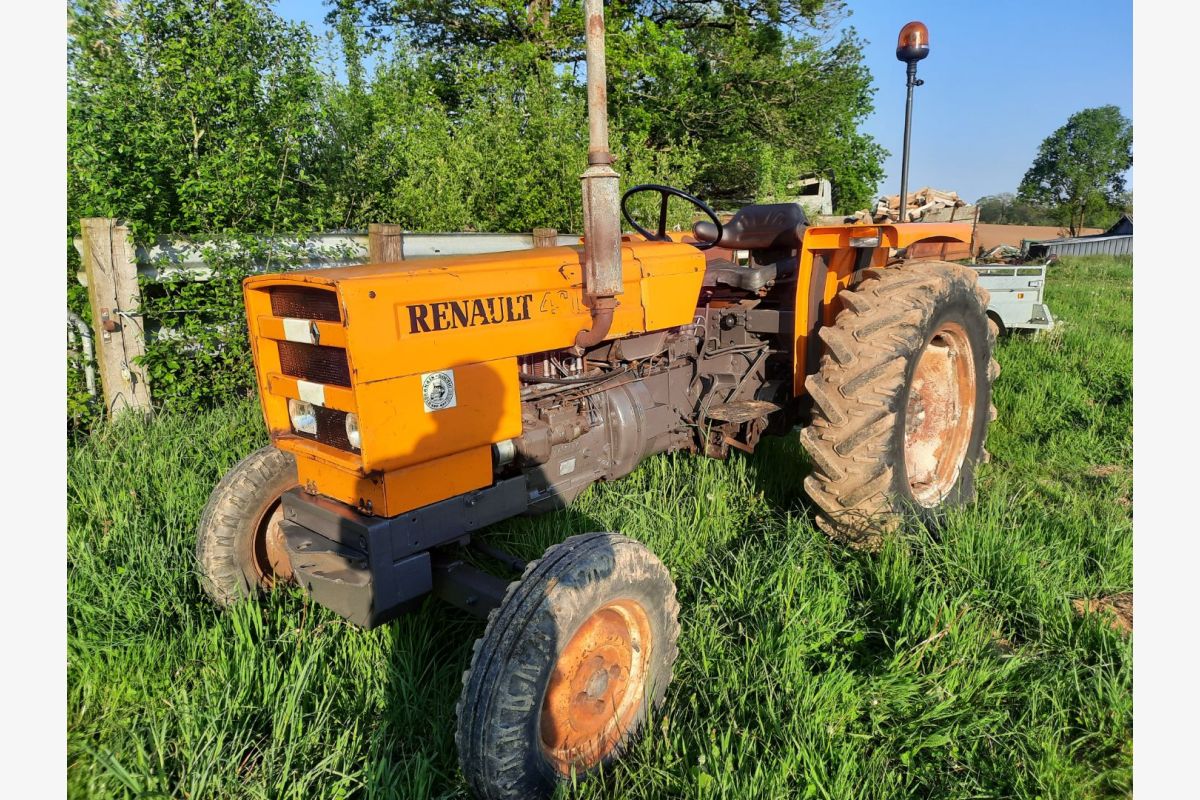 Photo 1 Tracteur Renault 461