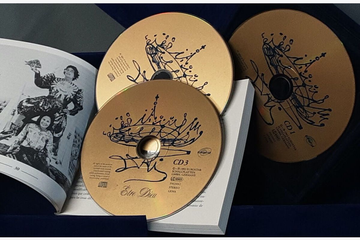 Coffret CD Être Dieu (Salvador Dali) Etre Dieu Opera Poème - 166515_d8b298ddb1237ca5b3081245a546110b.jpg