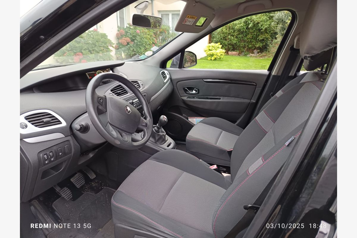 Belle Renault Scenic 3 - 166535_e3e7461da9d5940940d53df4b6270e9d.jpg